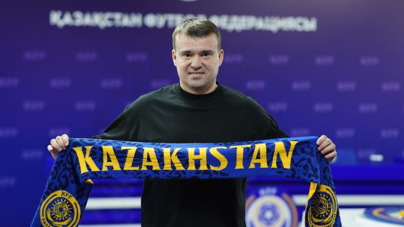 Василий Смолин – старший тренер сборной Казахстана U-19 по футзалу